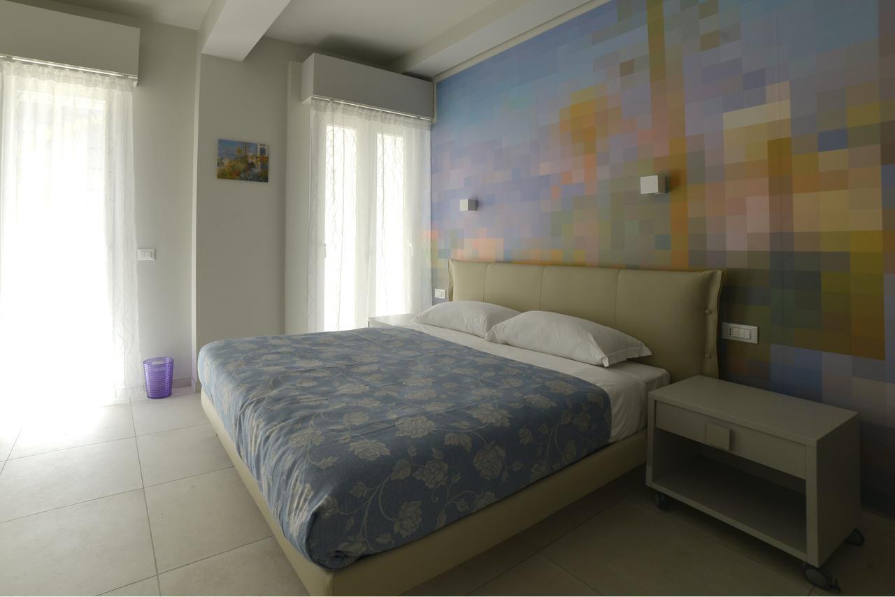 Hotel Villa Miki Bordighera Exterior photo