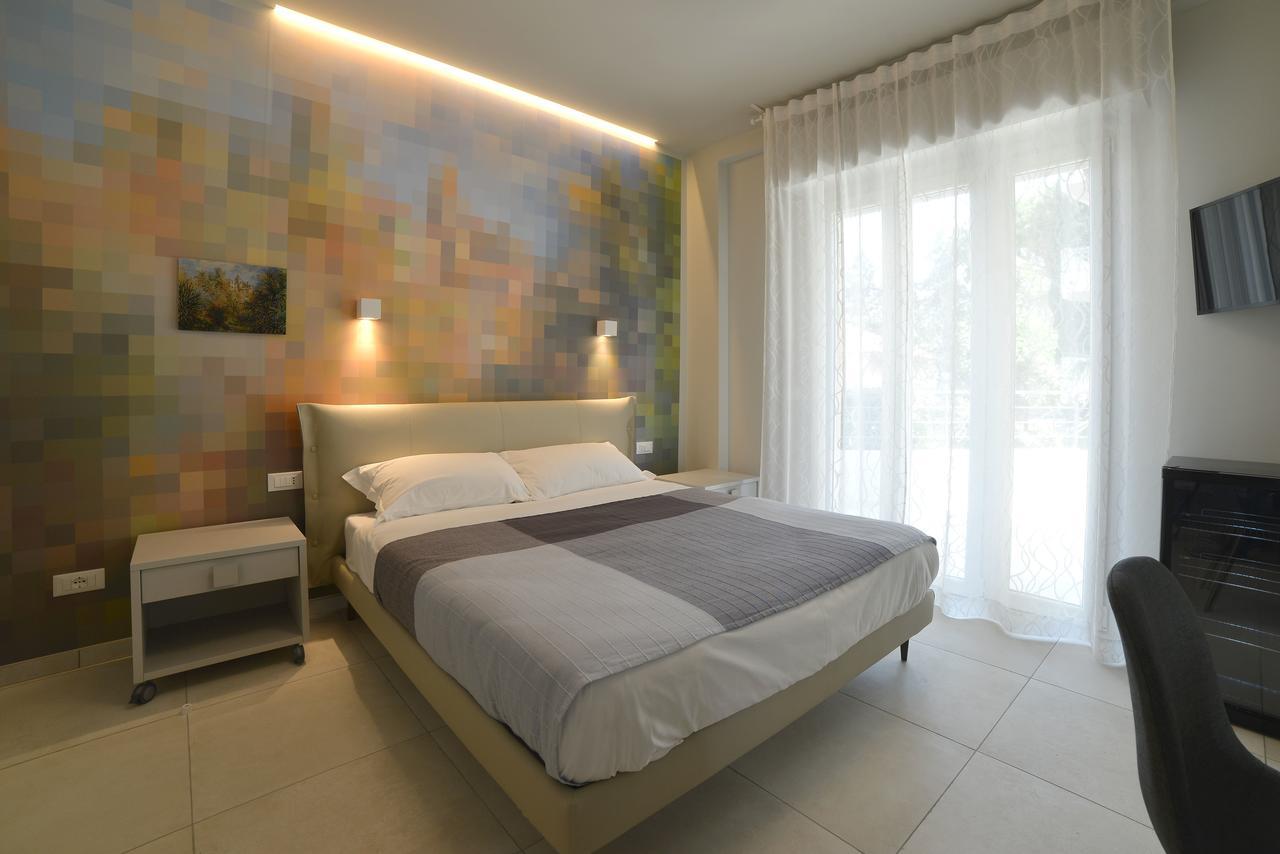 Hotel Villa Miki Bordighera Exterior photo